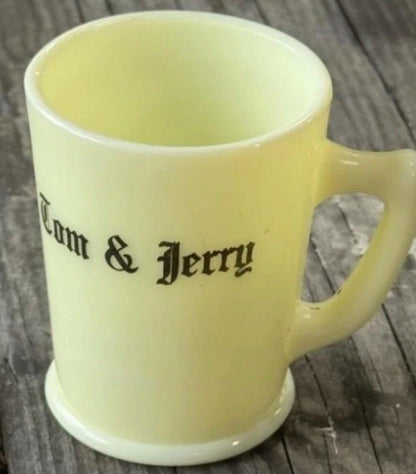 McKee Uranium / Custard Glass Tom  and Jerry Mug - Glows!