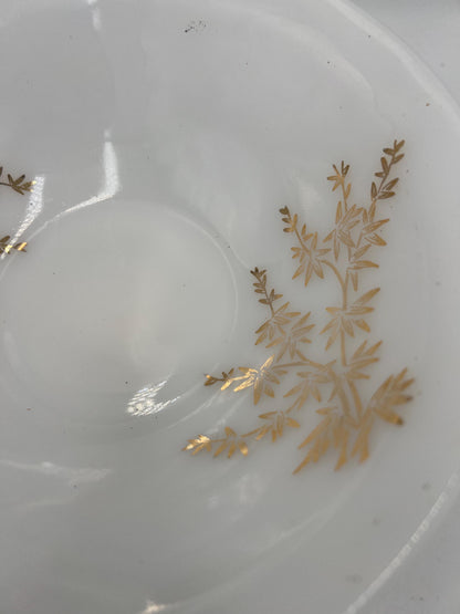 Vintage Federal Glass Golden Glory 8 1/2 Inch Serving Bowl White With Gold