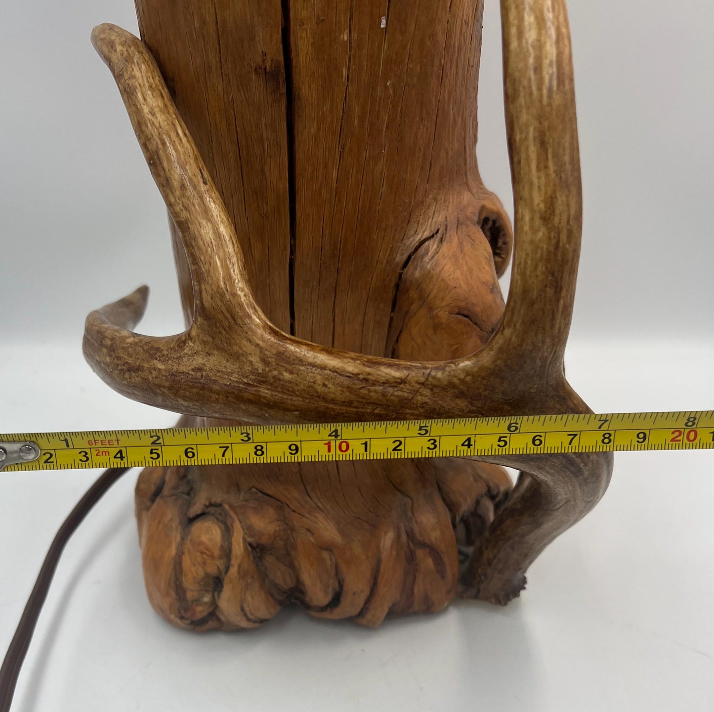 Bob’s Rustic Lamps Wisconsin Handmade Cedar Log Table Lamp with Real Deer Antler, Woodland Cabin Lodge Decor, Rustic Lighting